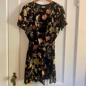 REFORMATION wrap dress, size 6